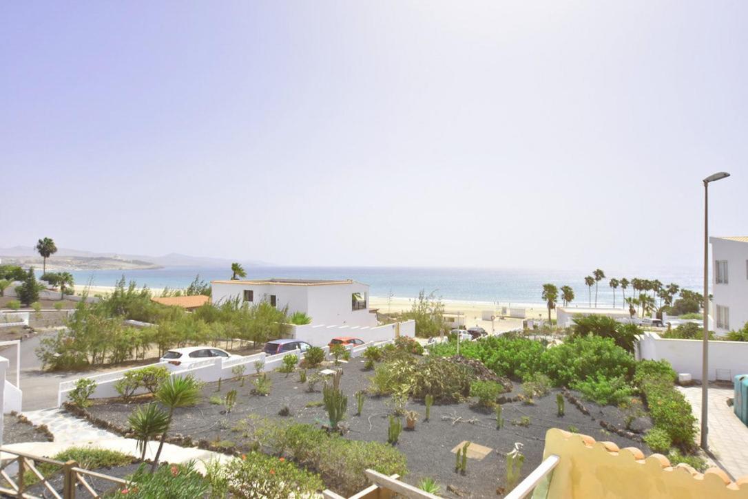 Book Jet - Hibiscus Beach Front Коста Калма Екстериор снимка