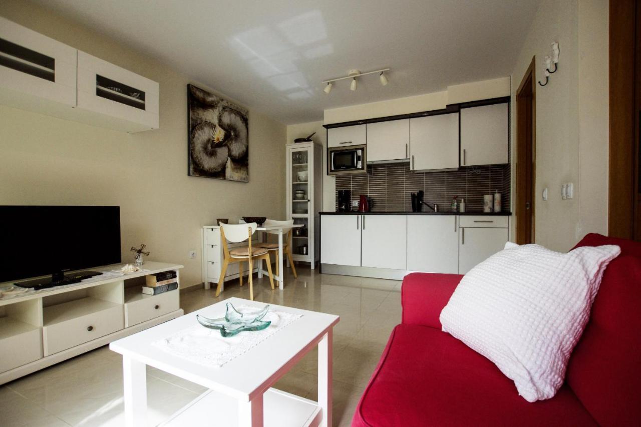 Book Jet - Hibiscus Beach Front Коста Калма Екстериор снимка